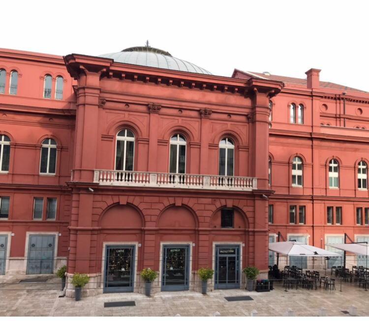 Rossopetruzzelli Apartment Bari Luaran gambar