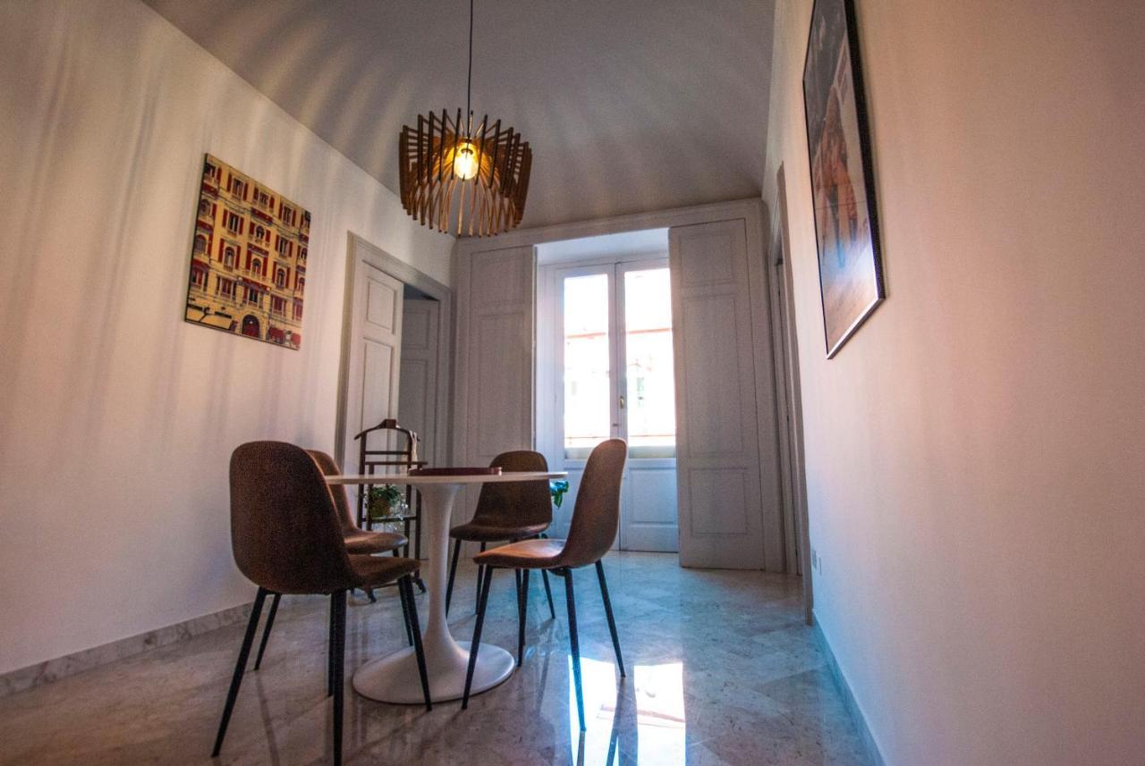 Rossopetruzzelli Apartment Bari Luaran gambar