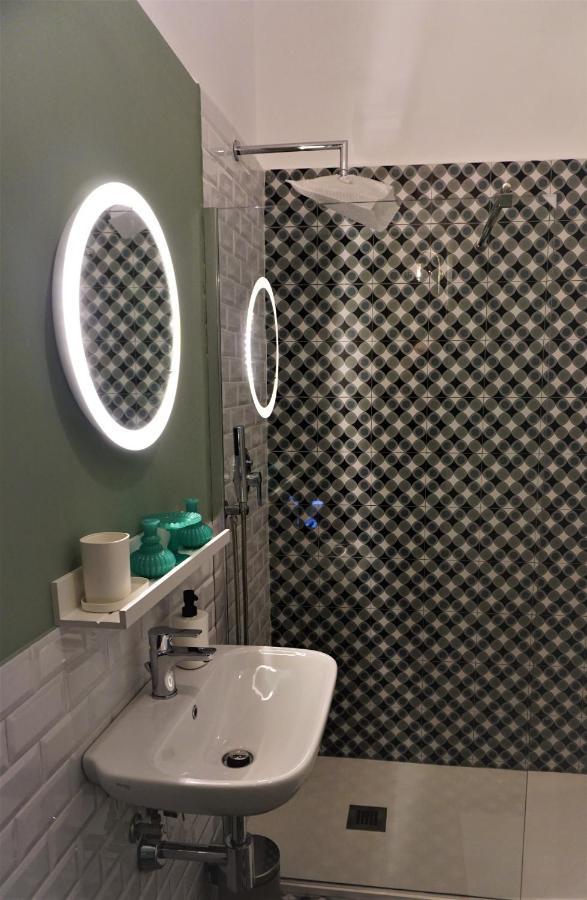 Rossopetruzzelli Apartment Bari Luaran gambar