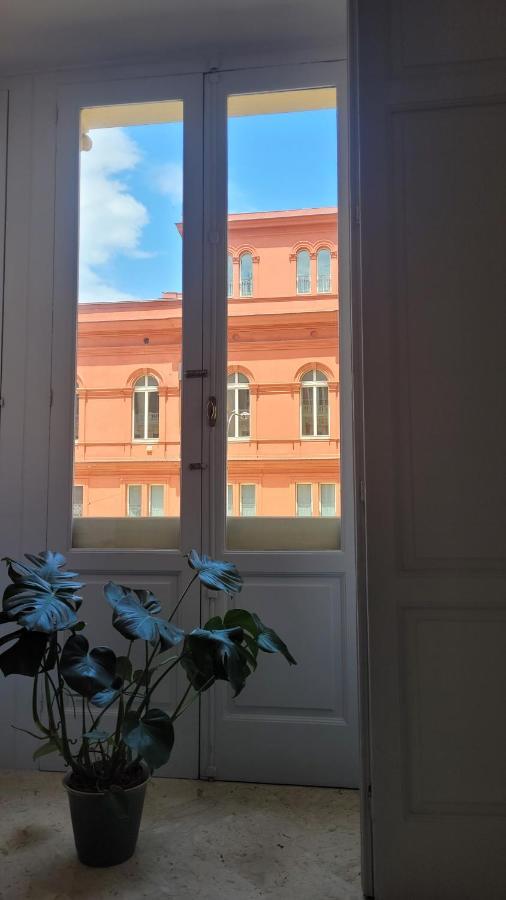 Rossopetruzzelli Apartment Bari Luaran gambar
