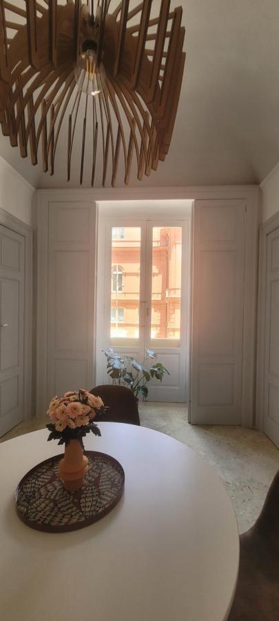 Rossopetruzzelli Apartment Bari Luaran gambar